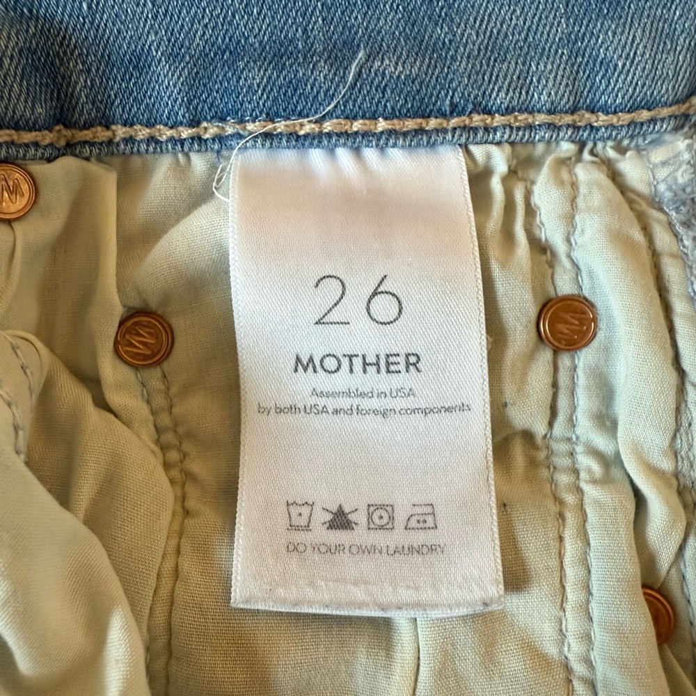 Mother - Ankle tripper fray jeans- size 26 - Picture 5 of 6